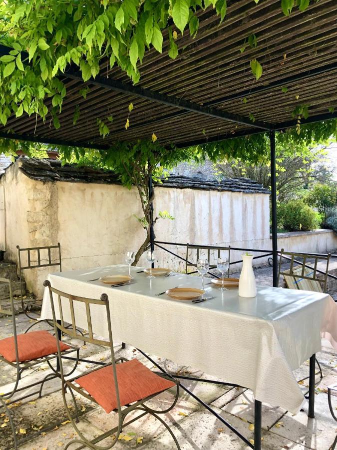 Les Divines Bourgogne Hotel La Rochepot Exterior foto